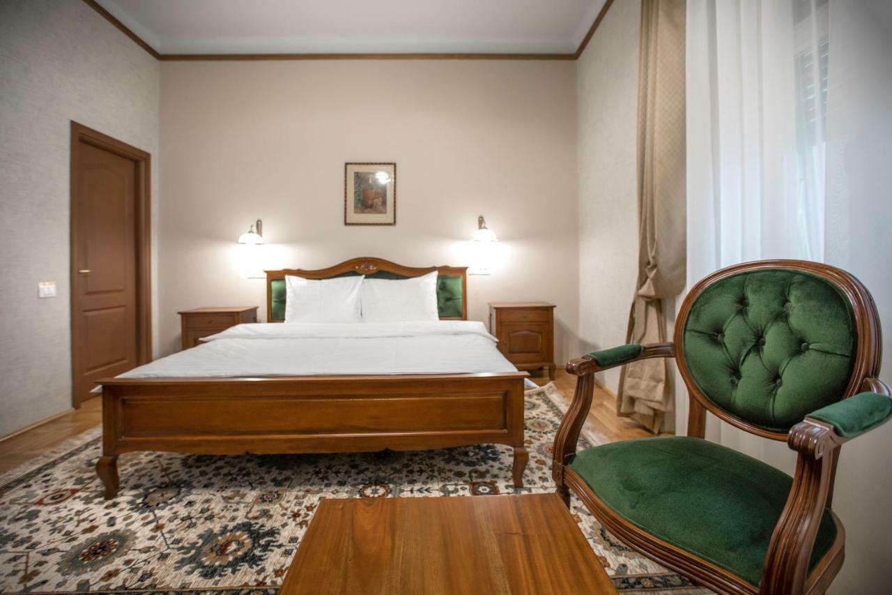 Casa Gotica Residence Μπρασόβ Εξωτερικό φωτογραφία