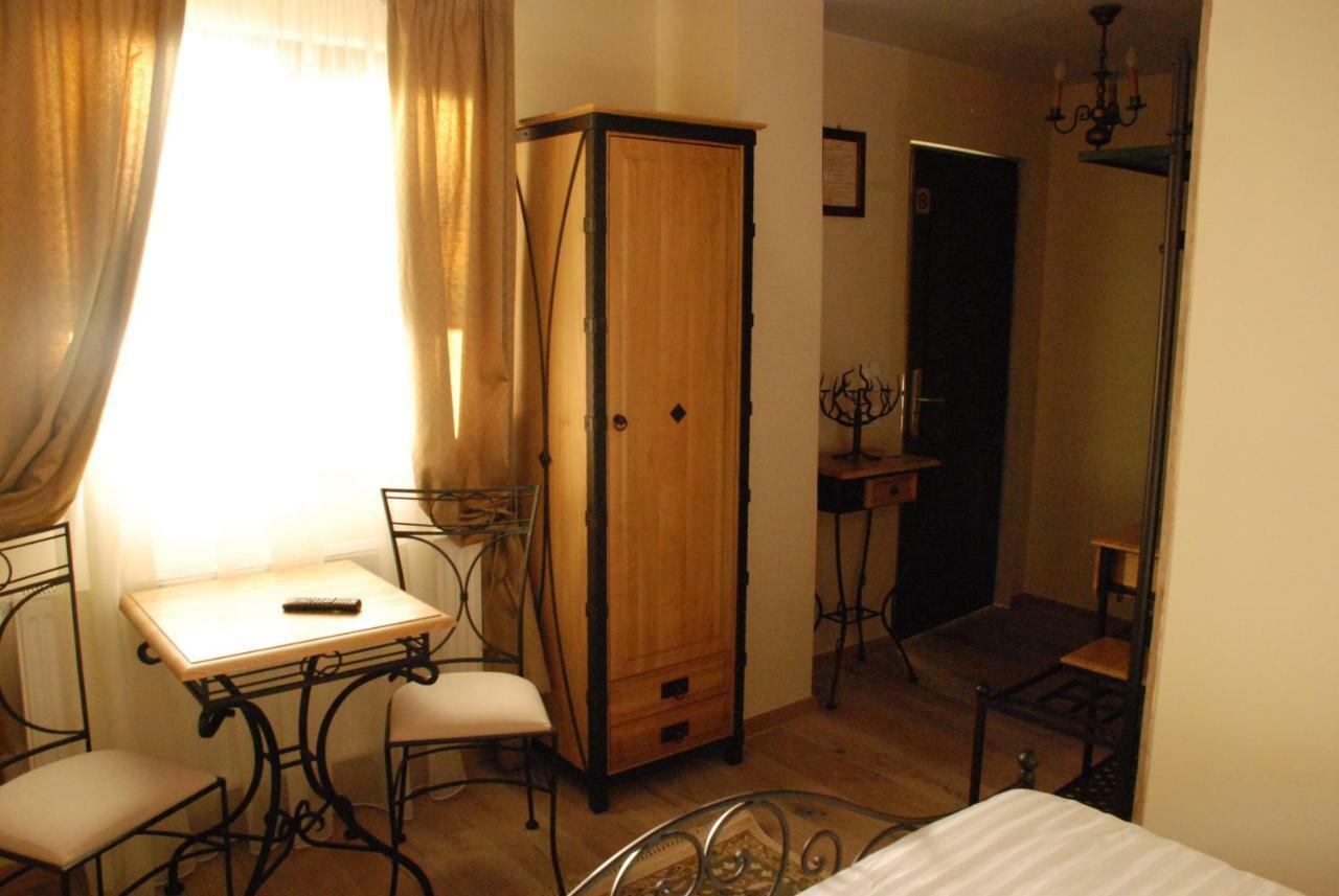 Casa Gotica Residence Μπρασόβ Εξωτερικό φωτογραφία